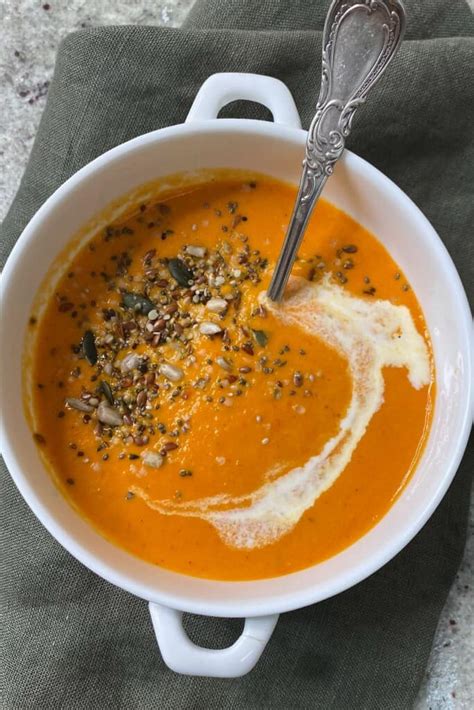 easy homemade creamy tomato soup alphafoodie