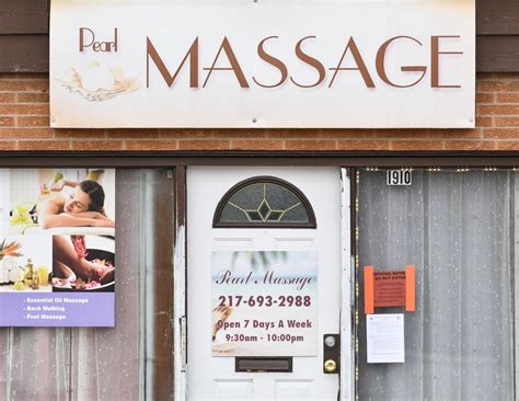 The Seedy World Of Illicit Quad Cities Massage Parlors Police Are Using New Laws To Curb World
