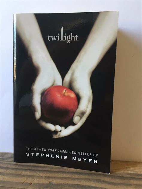 Twilight Saga Twilight Bk 1 By Stephenie Meyer Paperback 1st