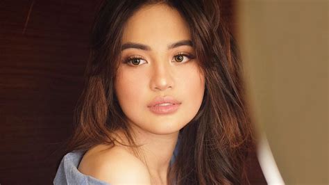 Julie anne peñaflorida san jose birthday: The Exact Makeup Products Julie Anne San Jose Uses Every Day