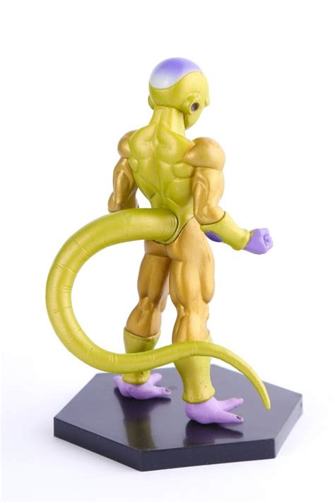 You love dragon ball z. Frieza Gold Ultimate Form Figure 13cm - Dragon Ball Z Figures