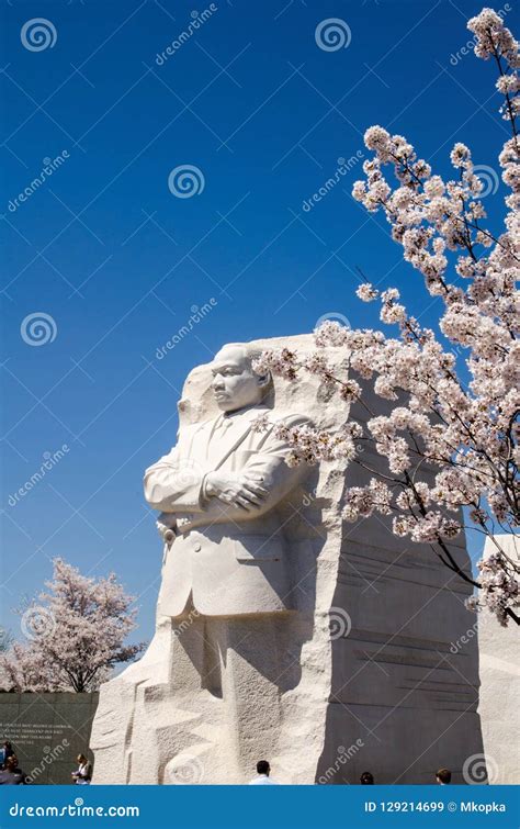 Martin Luther King Jr Memorial During Cherry Blossom Festival Se