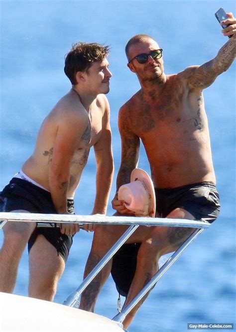 Brooklyn David Beckham Shirtless Sexy Shots Gay Male Celebs Com
