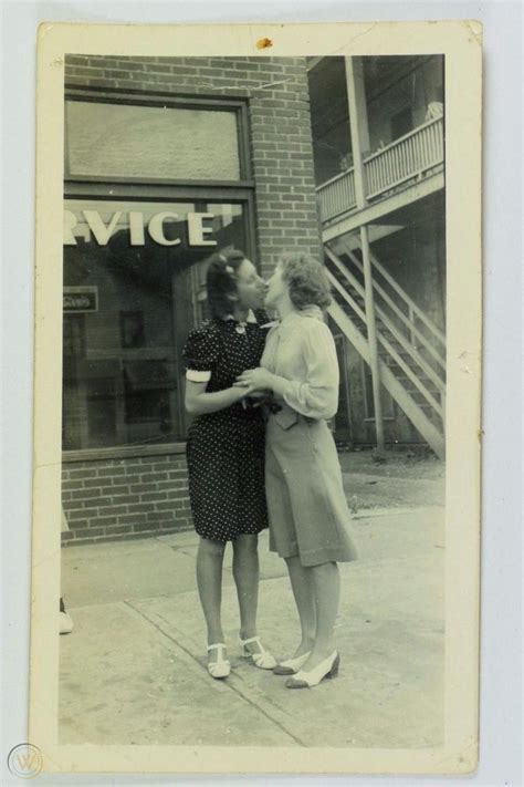 Vintage Art Deco Bw Street Scene Snapshot Original 1940s Gay Lesbian Kiss 1838069060
