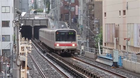 東京メトロ丸ノ内線02系 後楽園駅到着 Tokyo Metro Marunouchi Line 02 Series Emu Youtube