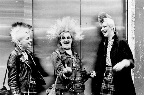 70s Punk Womens Fashion Depolyrics