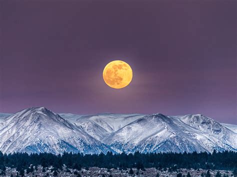 1152x864 Full Moon Over White Mountain Peak 4k 1152x864 Resolution Hd