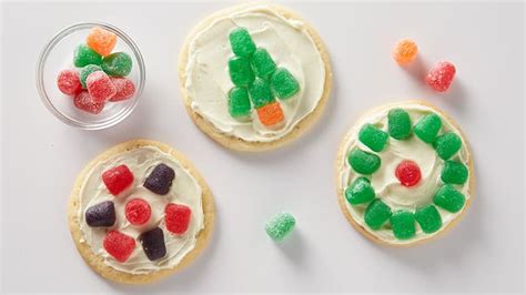 14 cookie decorating tips you'll wish you knew about sooner. Delightfully Retro Cookie Decorating Tips from 1964 ...