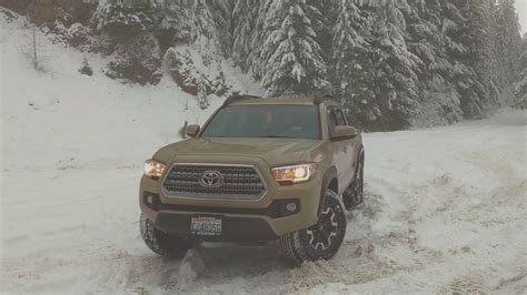 2016 Toyota Tacoma In Some Snow Youtube