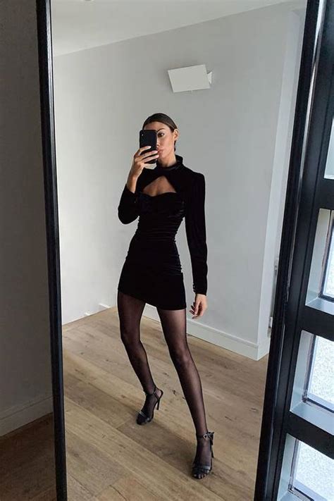 6 Ways To Wear Black Tights With All Your Dresses Who What Wear
