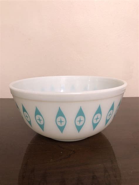 Vintage Pyrex Atomic Eyes Bowl 2 5 Qt Unmarked MCM Rare EBay