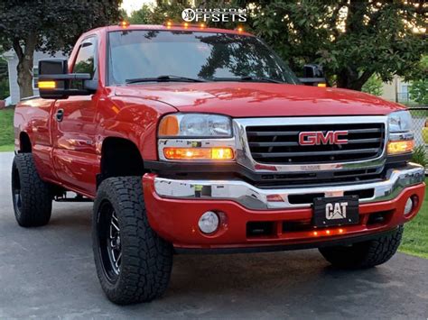 2005 Gmc Sierra 2500 Hd Classic With 20x10 18 Fuel Ignite And 295