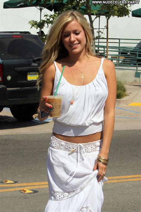 Kristin Cavallari Celebrity Beautiful Babe Posing Hot Paparazzi Malibu