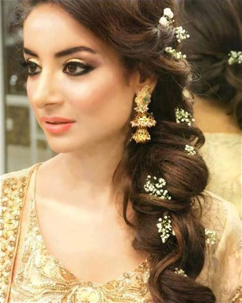 Https://tommynaija.com/hairstyle/easy Hairstyle For Indian Wedding Function