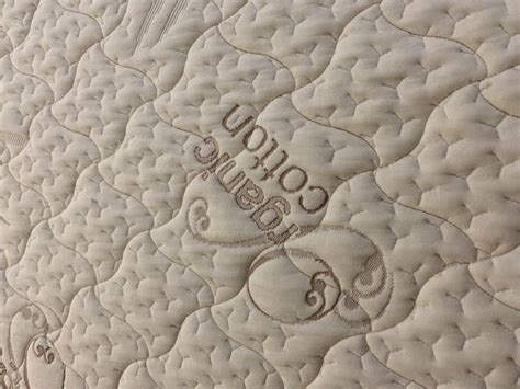 Sold as a replaceable cover only. King/Cal King Organic Cotton Zippered Mattress Cover ...