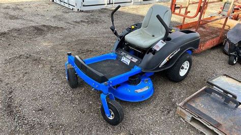 Absolute New Holland Mz14h Zero Turn Mower Res Auction Services