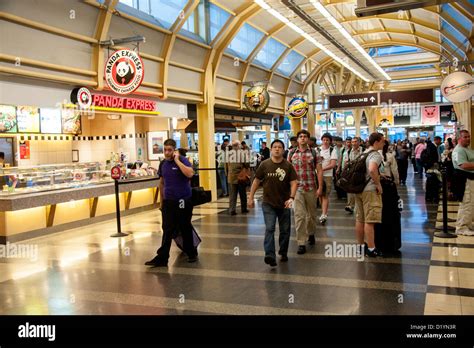 Ronald Reagan Airport Hi Res Stock Photography And Images Alamy