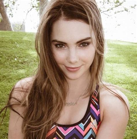 Olympic Gymnast Mckayla Maroney Called Out By Fans For Her Trout Mouth