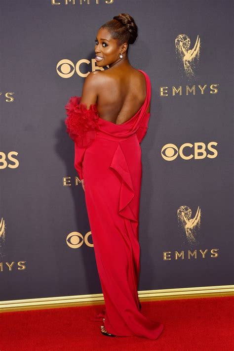 Issa Rae Wearing Red Vera Wang Dress At 2017 Emmys Popsugar Fashion