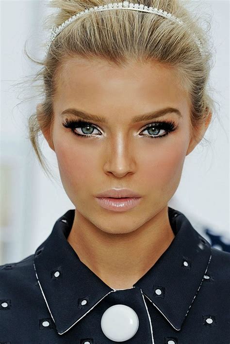 11 Eyeliner Tips For Blue Eyes Makeup Looks Beauty Routines