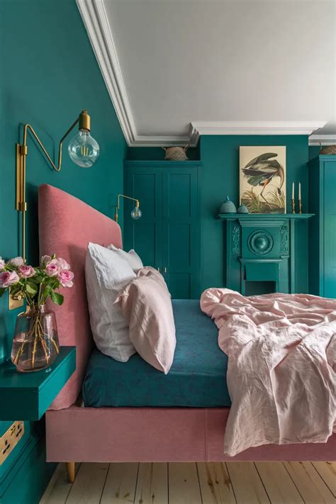 31 Awesome Apartment Bedroom Decor Ideas Teal Bedroom Decor Green Bedroom Decor Bedroom Wall