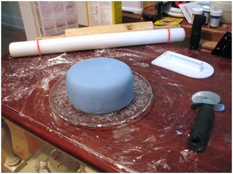 Wilton Discussion Forums How Early Can I Make A Fondant Cake Cake