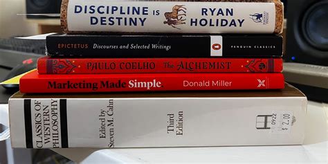 Q4 Reading List By Nicholas Ovalle