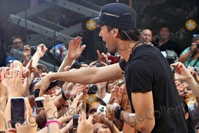 Photos And Pictures Latin Pop Superstar Enrique Iglesias Performs