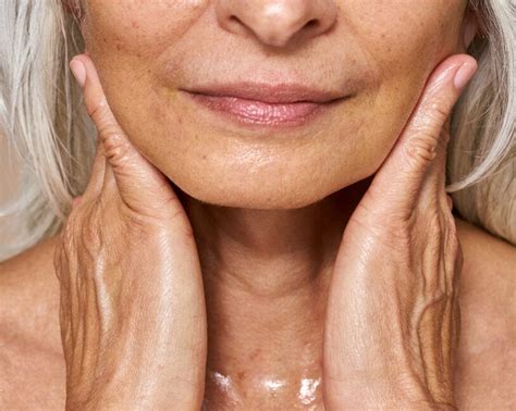 How To Treat “tech Neck” Wrinkles How To Get Rid Of Tech Neck Osea