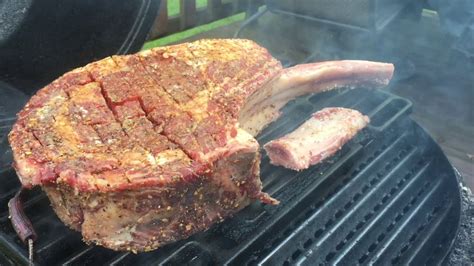 Smoking Tomahawk Cowboy Steak On Charbroil Big Easy 3 In 1 Grill Youtube