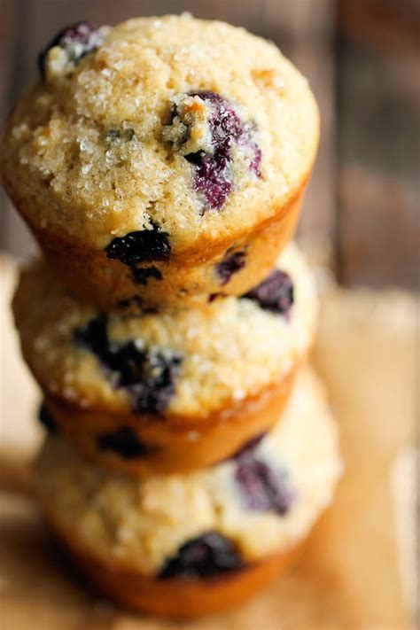 (makes 12 regular size muffins). Blueberry Vanilla Muffins - Damn Delicious