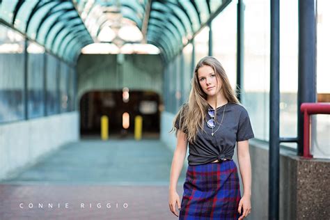 abigail and alexis twins gig harbor class of 2018 connie riggio seattle tacoma photographer