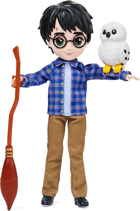 Wizarding World Harry Potter 8 Inch Harry Potter Doll T Set With