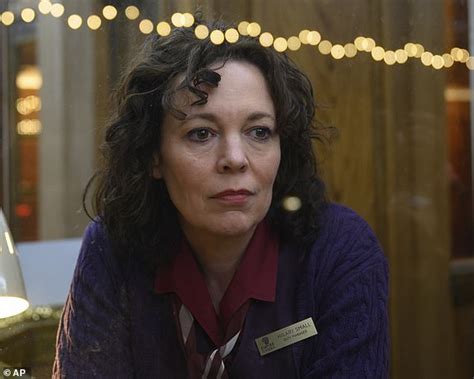 Olivia Colman 48 Reflects On Sex Scenes With Empire Of Light Co Star