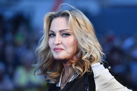 Madonna Bromea Con Hacer Sexo Oral A Los Hombres Que Voten Por Hillary