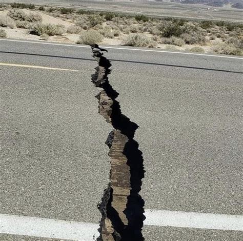 7 1 Magnitude Earthquake Strikes Los Angeles Canyon News