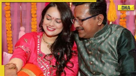 ias tina dabi celebrates her first karwa chauth after marriage with pradeep gawande see pics here