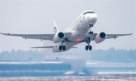 Aeroflot Orders 100 Sukhoi Ssj100 Regional Jetliners