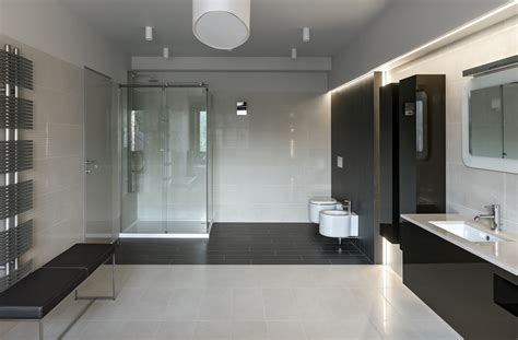 How To Have A Modern High Tech Bathroom