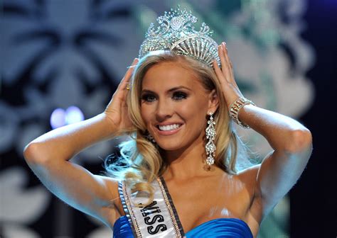 Miss North Carolina Usa Kristen Dalton Crowned Miss Usa 2009 In Las Vegas Access Online