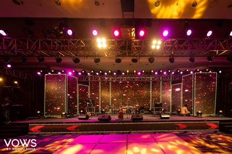 With constant newness brimming up and creative minds of wedding. Sangeet Stage Décor Ideas: Wedding Photography. | Wedding ...