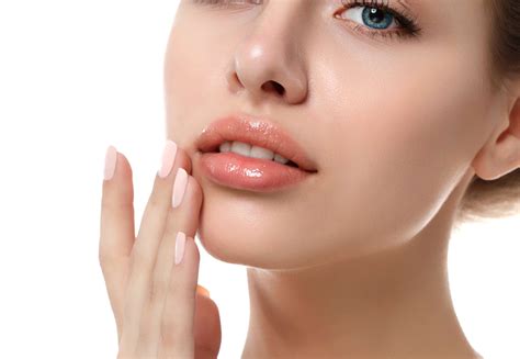 hidratación y aumento de labios natural con ácido hialurónico dr javier cossio salvatierra