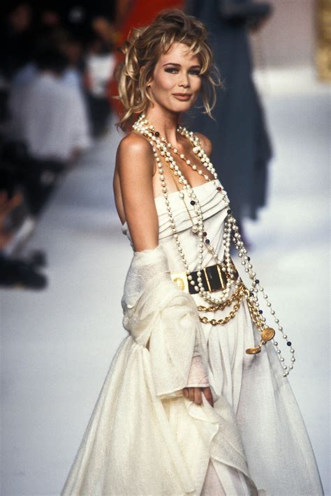 Chanel Runway Show Fw 1992 Couture By Lagerfeld Fashion 90s Runway