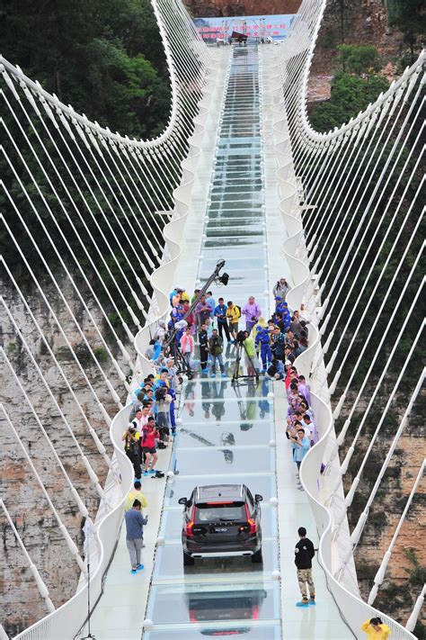 Chinas Longest Glass Bridge Is Virtually Unbreakable Information Nigeria