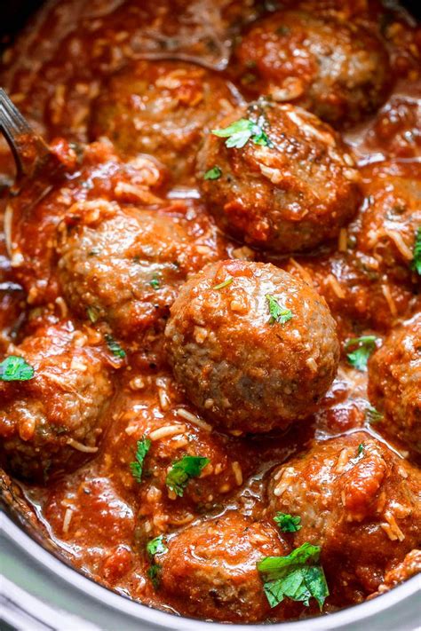 For spaghetti and meatballs, put the meatballs directly into a pot of your favorite tomato sauce and continue to cook in the sauce for another five to ten minutes. Slow Cooker Italian Sausage Meatballs Recipe — Eatwell101