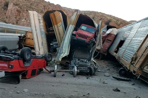Your new Jeep will be late but the new roll-bars work well ...