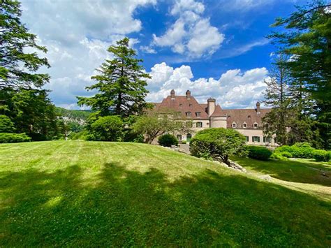 Looking For An Escape Try This Gilded Age Mansion In Tuxedo Park The
