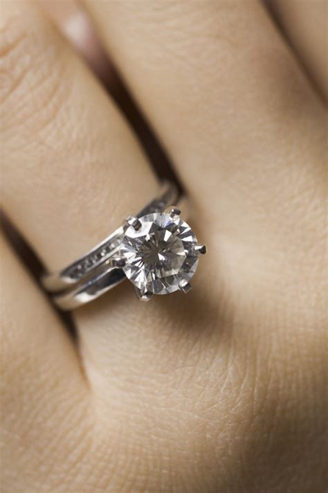 The Difference Between Engagement Rings And Wedding Rings Jewelry Facts