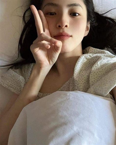 Han So Hee In Pajamas And Naked Face Hancinema