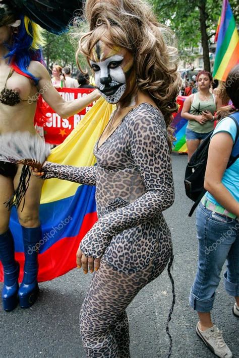 Brands 11 months out of the year: Juin 2015 Gay Pride Parade à Paris France — Photo ...